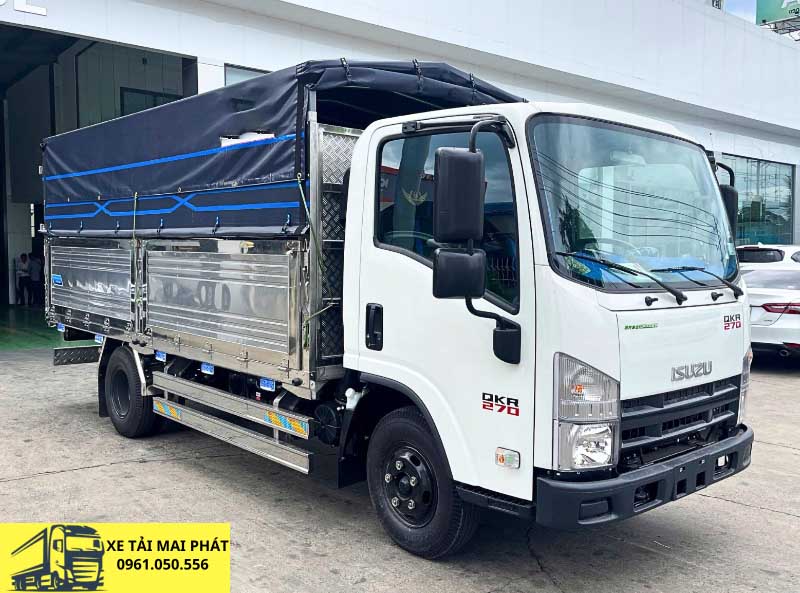 isuzu qkr 270 thùng bạt