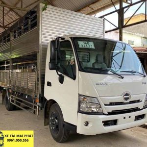 hino 3t5 chở gia súc