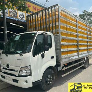 hino 300 3t5 chở gia cầm