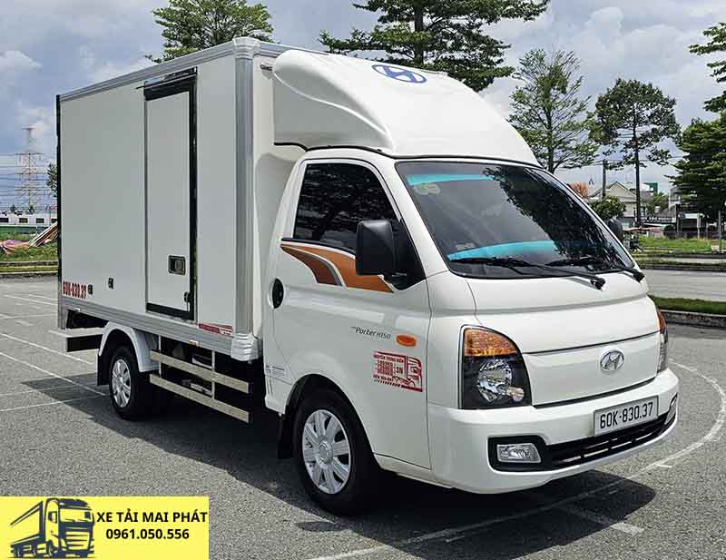 mui lướt gió hyundai h150