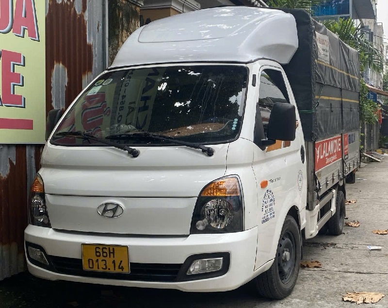 mui lướt gió xe tải hyundai h150