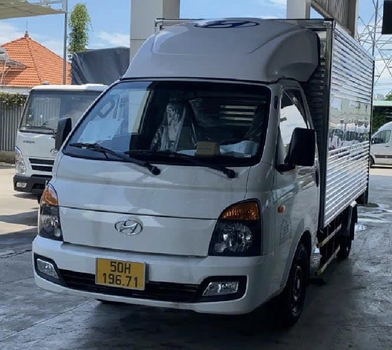 mui lướt gió xe tải hyundai h150