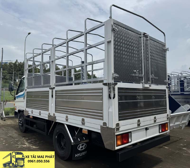 hyundai n500a thùng bạt