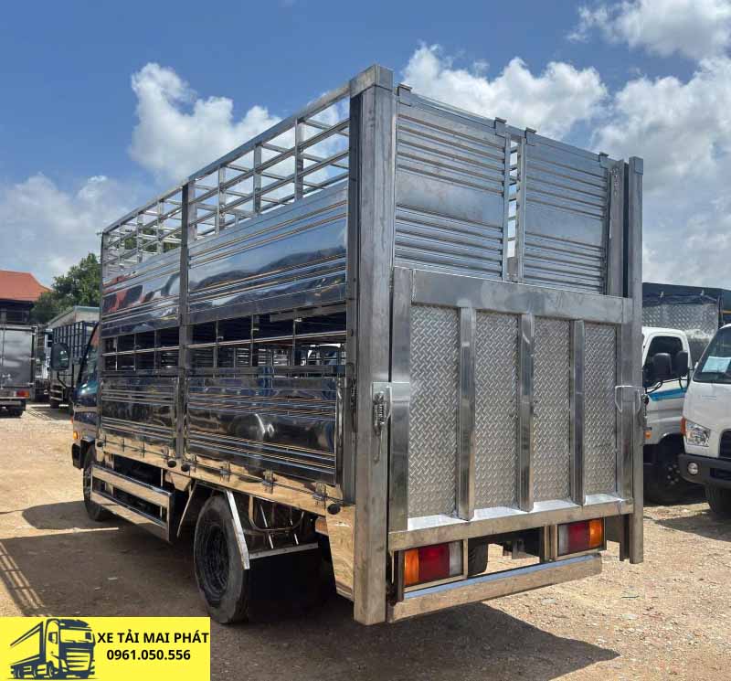 hyundai n500la chở gia súc