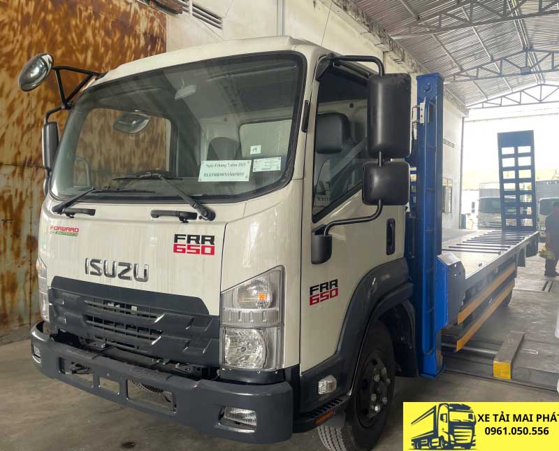 xe nâng đầu chở máy công trình isuzu frr 650