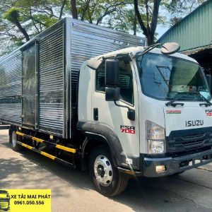 isuzu fsr 700 thùng kín