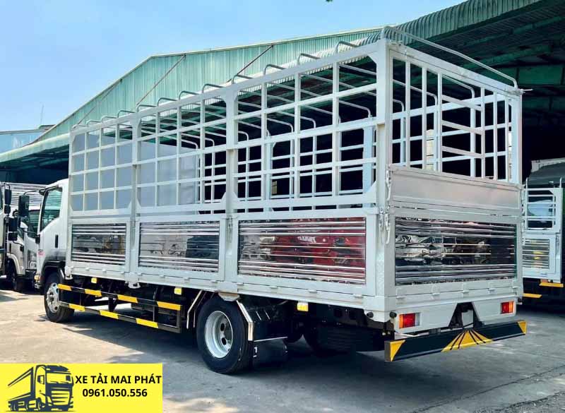 isuzu fsr 700 thùng bạt