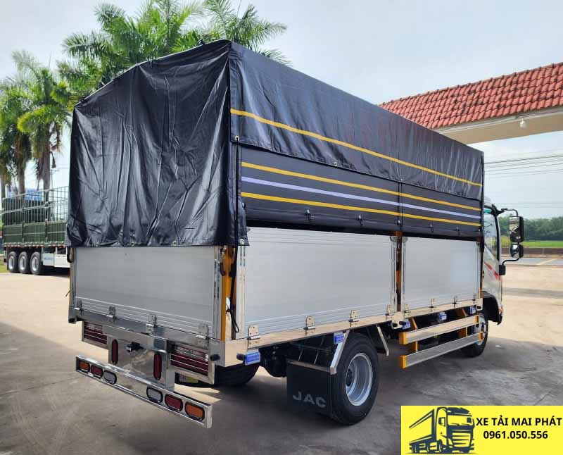 jac n250s e5 thùng bạt nhôm