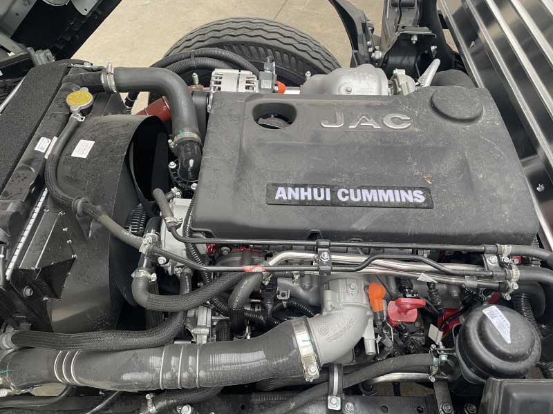 JAC N200S E5 Thùng Kín 7 động cơ jac n200s