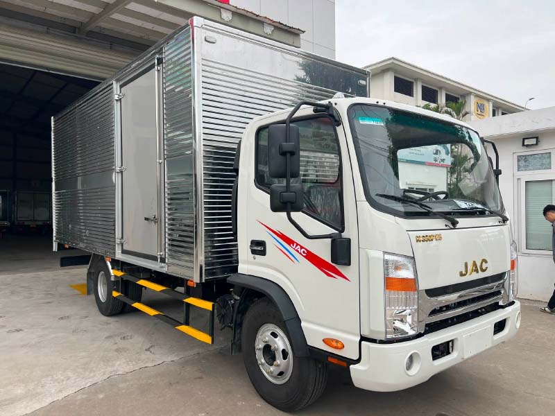 Jac N350 Plus Thùng Kín 1 jac n350 plus thùng kín
